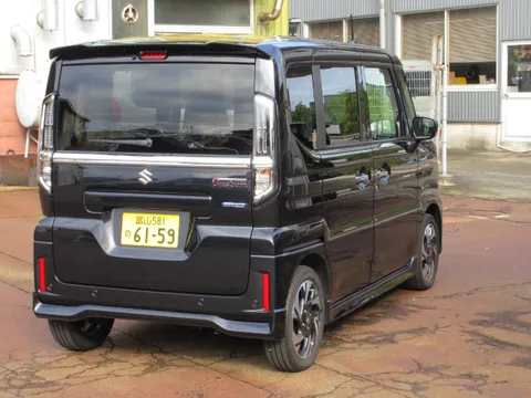 Suzuki Spacia Custom
