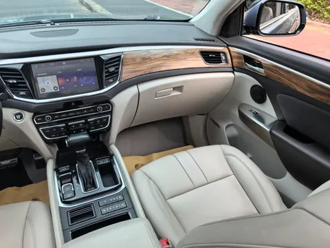 Gac GS8