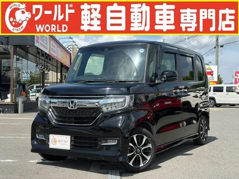 Honda N-BOX Custom