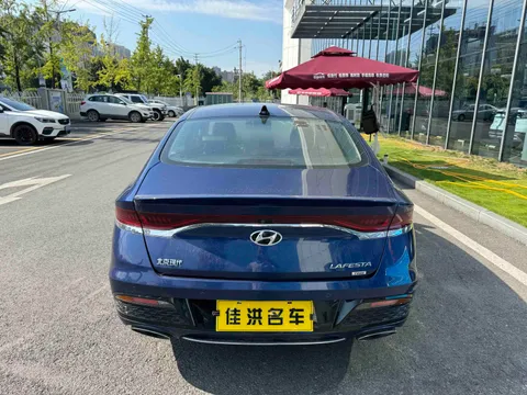 Hyundai Festa
