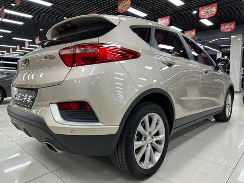 Geely Emgrand GS