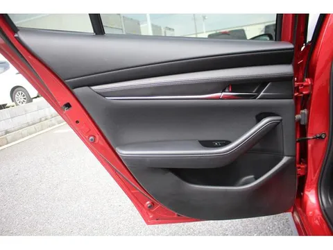 Mazda MAZDA3 Sedan