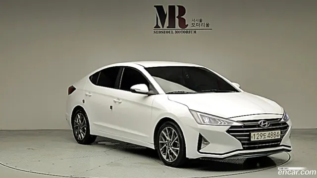 Hyundai Elantra (Avante)