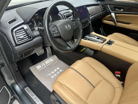 Honda UR-V