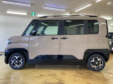 Mitsubishi Delica Mini