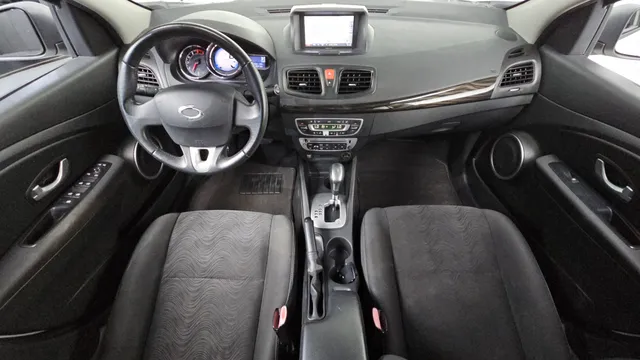 Renault SM3