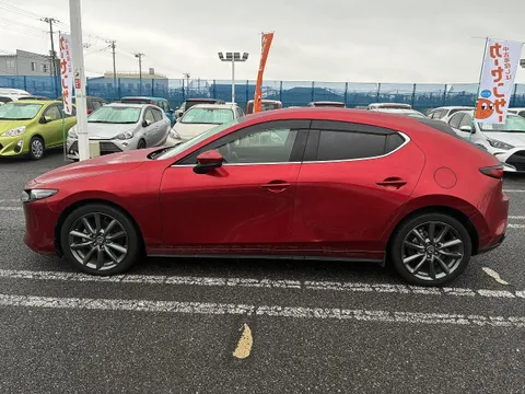 Mazda MAZDA3 Fastback