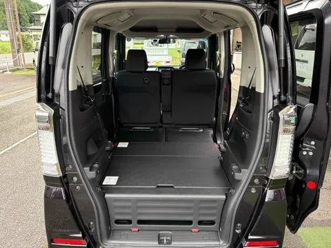 Honda N-BOX Plus Custom