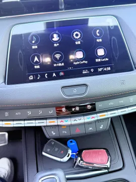Cadillac XT4