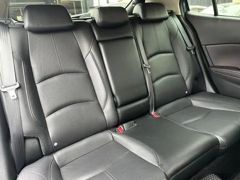 Mazda Axela Sport