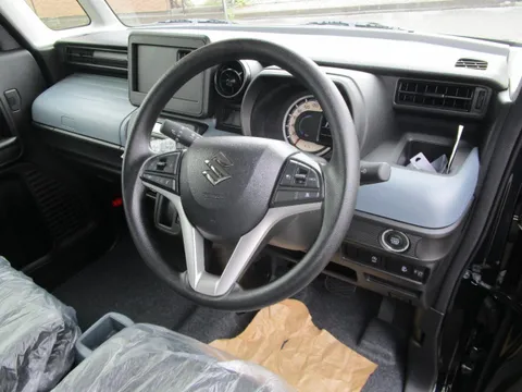 Suzuki Spacia Base