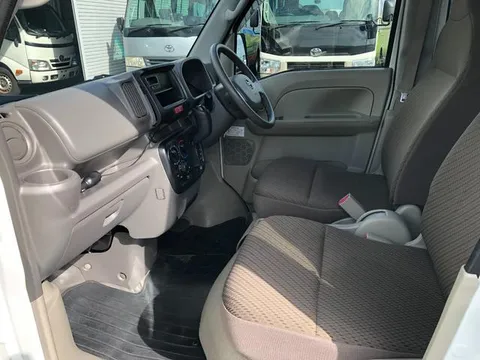 Nissan Clipper
