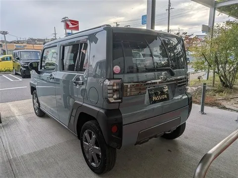 Daihatsu Taft