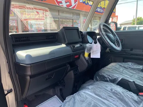 Suzuki Spacia Base