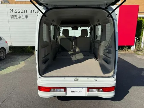Nissan Clipper Rio