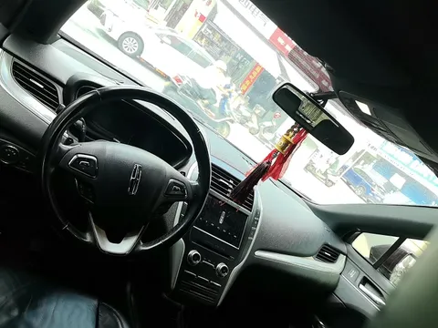 Lincoln MKC