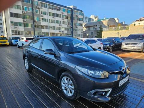 Renault SM3