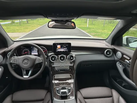 Mercedes-Benz Mercedes-Benz GLC