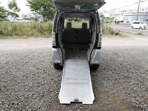Honda N-BOX Plus