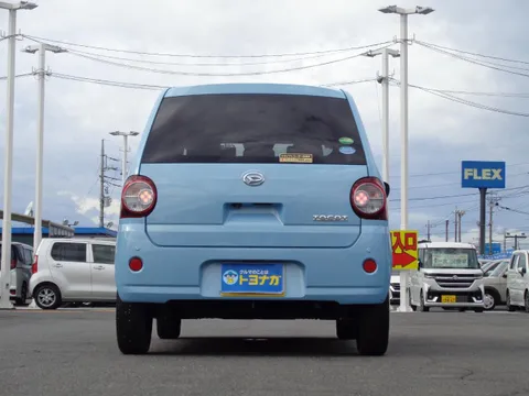 Daihatsu Mira Tocot