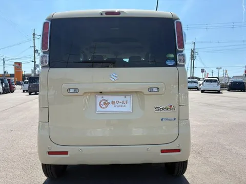 Suzuki Spacia