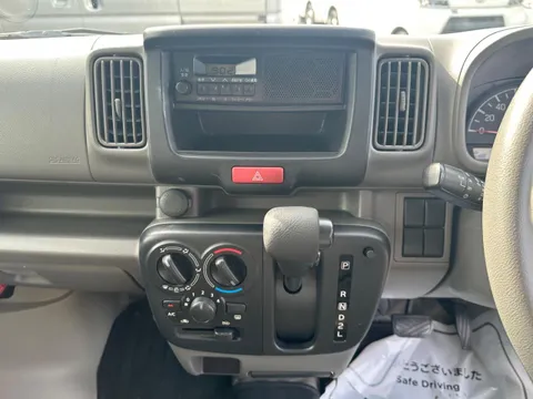 Nissan Clipper