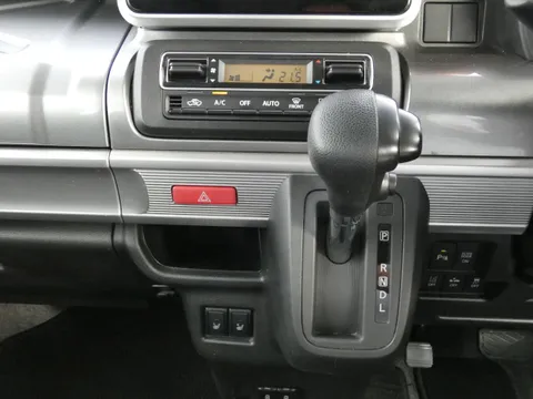 Suzuki Spacia Gear