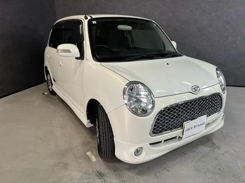 Daihatsu Mira Gino
