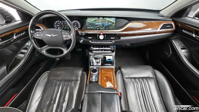 Genesis G90 (EQ900)