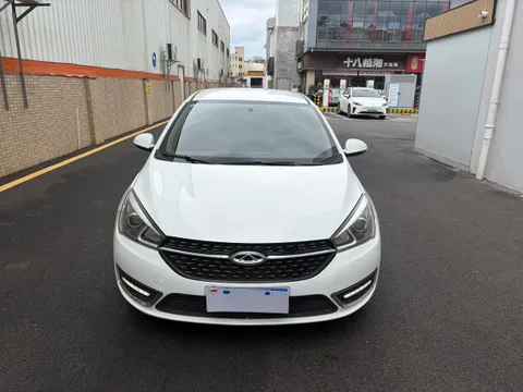 Chery Arrizo 5