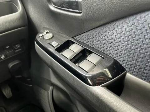 Mitsubishi eK X