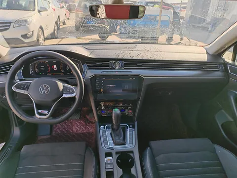 Volkswagen Magotan