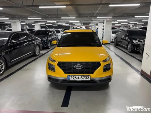 Hyundai Venue