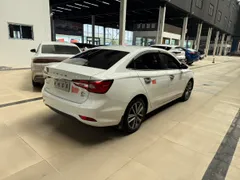 Roewe i5
