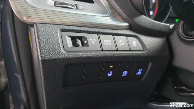 Hyundai Grand Santa Fe (Maxcruz)