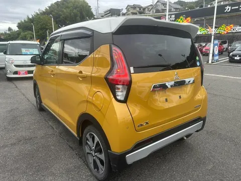 Mitsubishi eK X