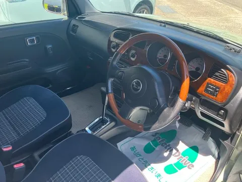 Daihatsu Mira Gino 1000