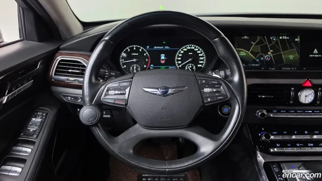 Genesis G90 (EQ900)