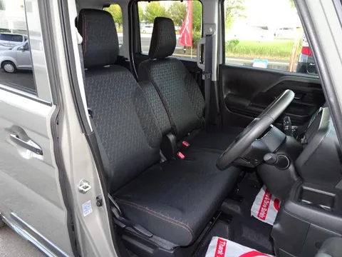 Suzuki Spacia Gear