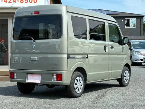 Suzuki Every