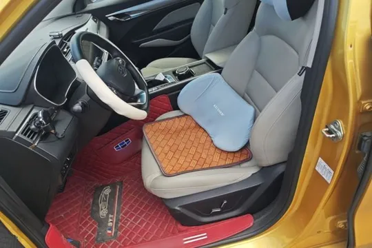 Geely Binray