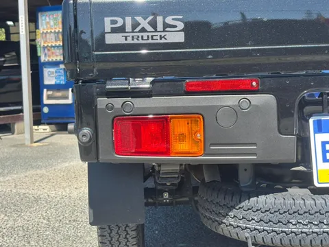 Toyota Pixis Truck