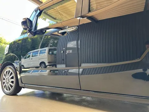 Honda N-BOX Slash