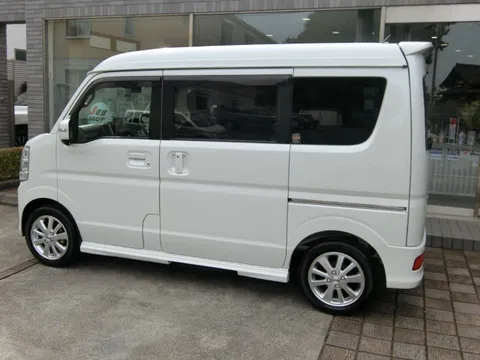 Nissan Clipper Rio