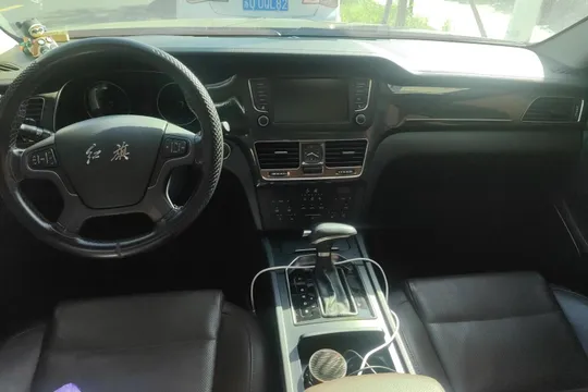 Hongqi H7