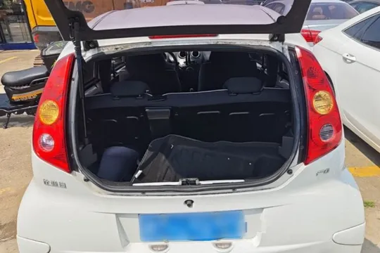 BYD F0