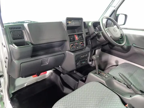 Nissan Clipper Truck