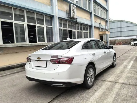 Chevrolet Malibu XL