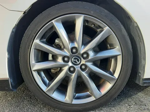 Mazda Axela Sport