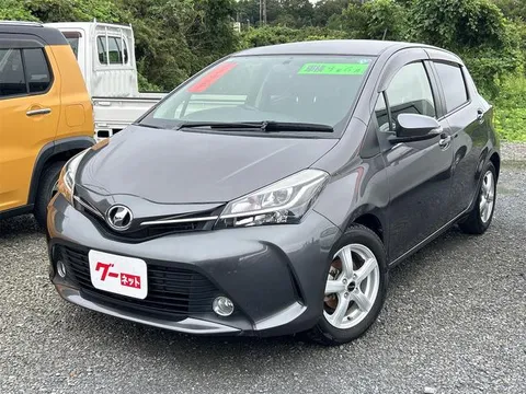Toyota Yaris (Vitz)